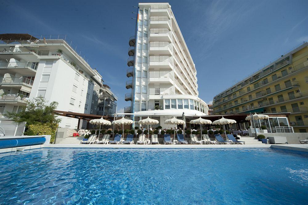 Hotel Delle Nazioni Τζεσόλο Λίντο Εξωτερικό φωτογραφία