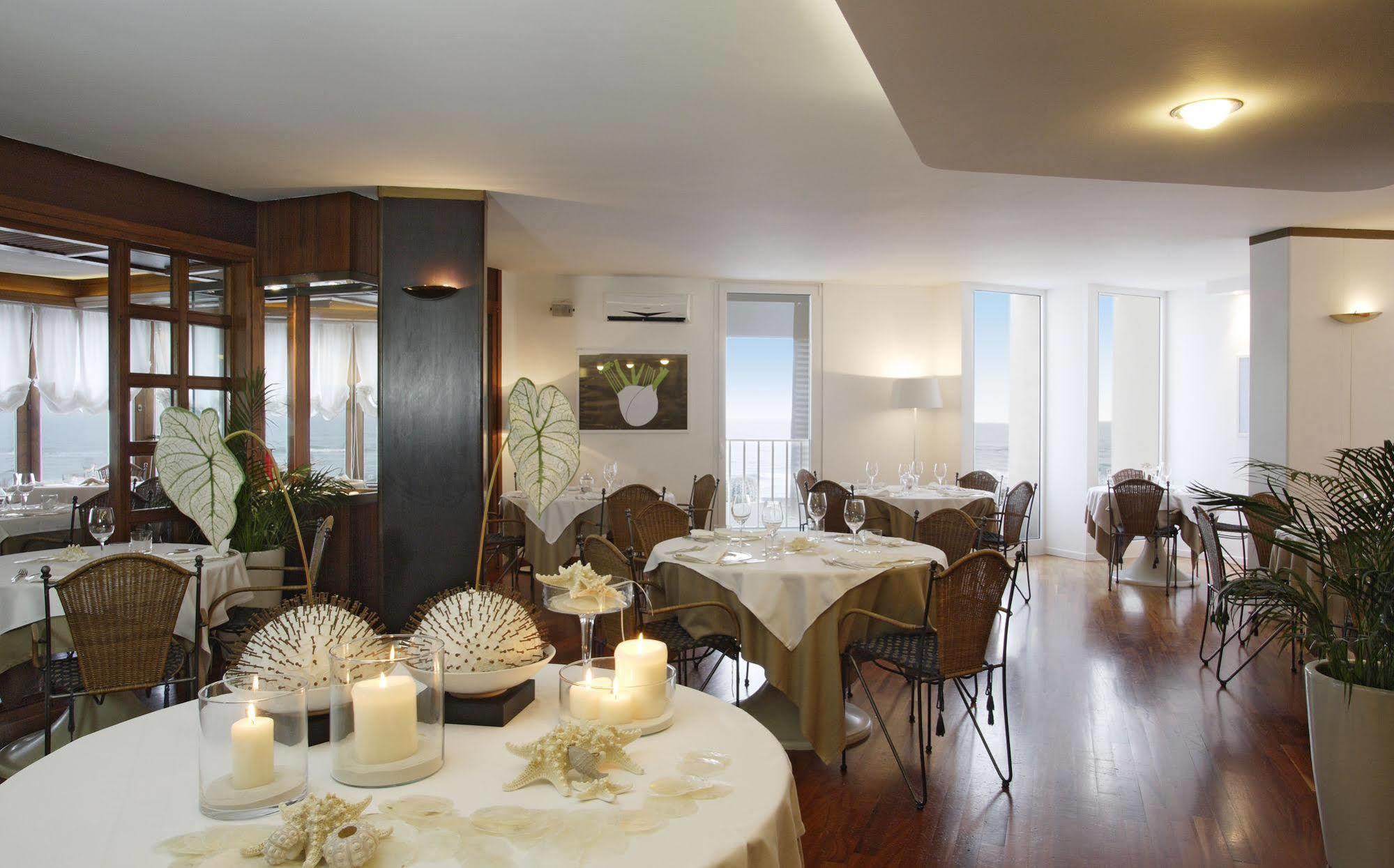 Hotel Delle Nazioni Τζεσόλο Λίντο Εξωτερικό φωτογραφία