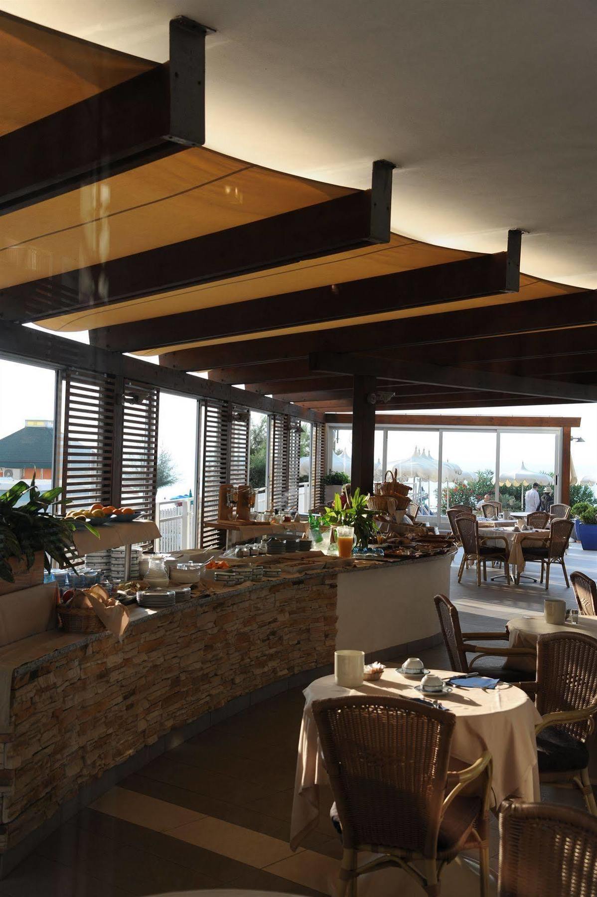 Hotel Delle Nazioni Τζεσόλο Λίντο Εξωτερικό φωτογραφία