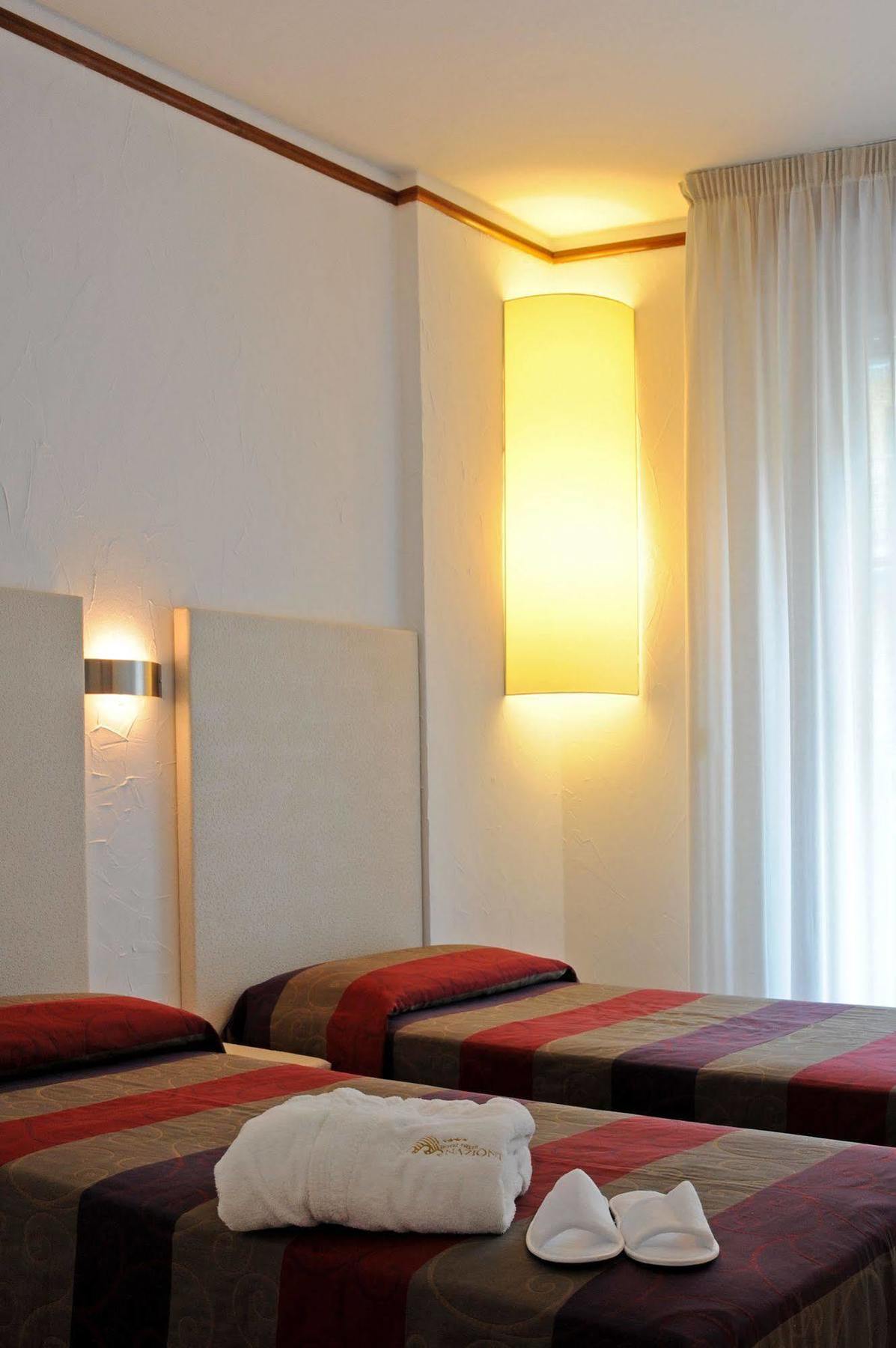 Hotel Delle Nazioni Τζεσόλο Λίντο Εξωτερικό φωτογραφία