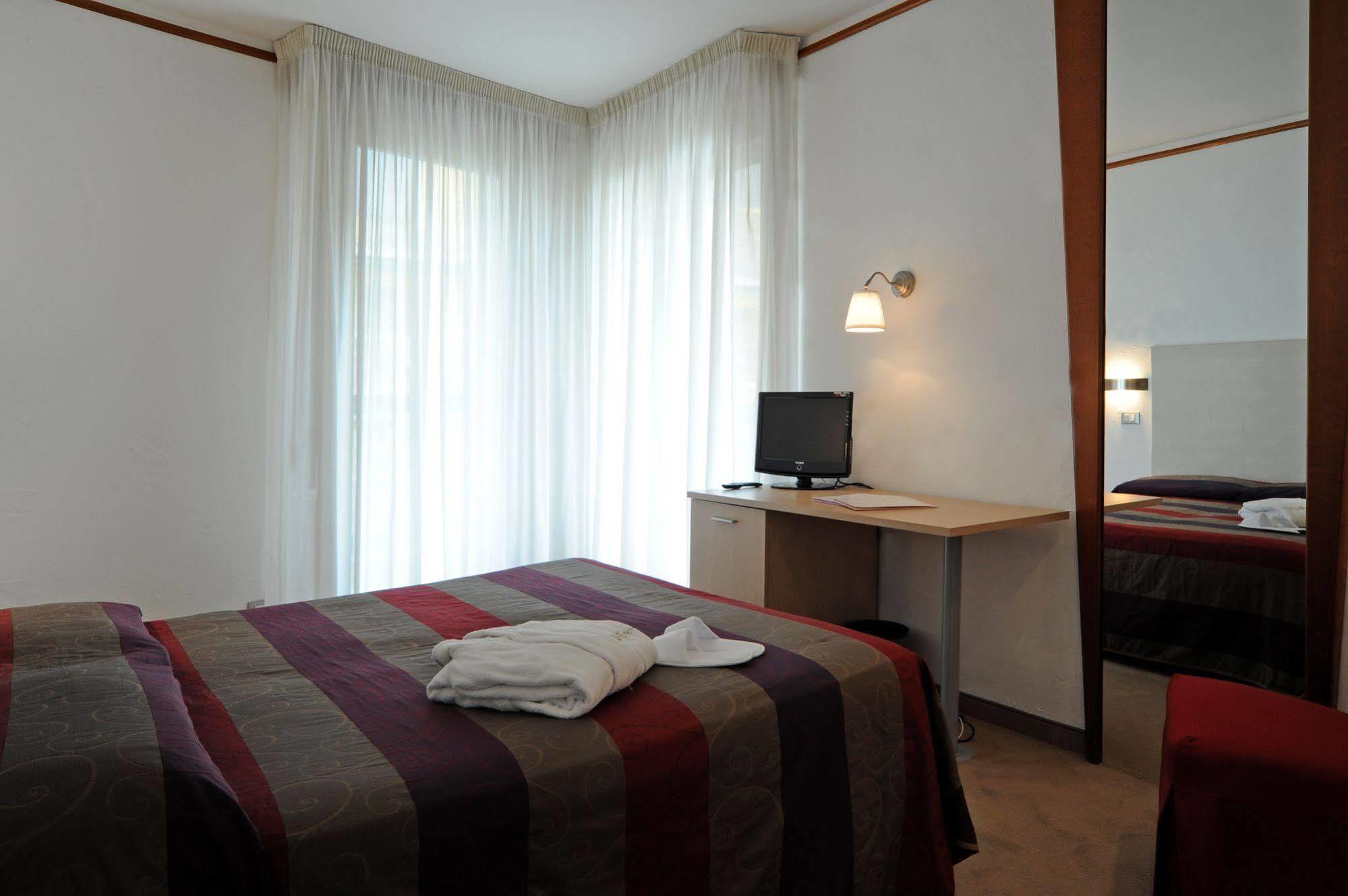 Hotel Delle Nazioni Τζεσόλο Λίντο Εξωτερικό φωτογραφία